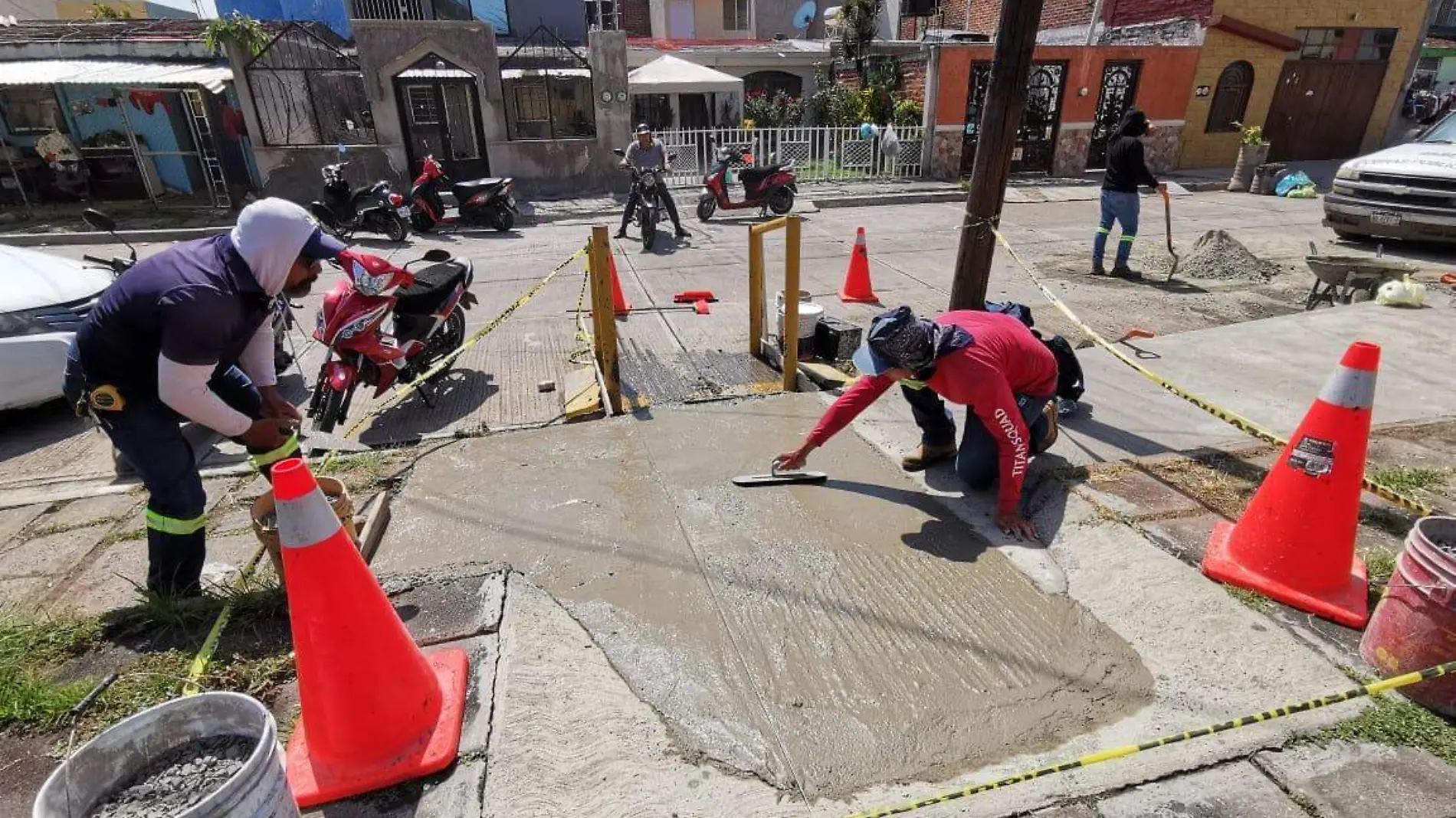 Rampa y banqueta en la calle Chiapas